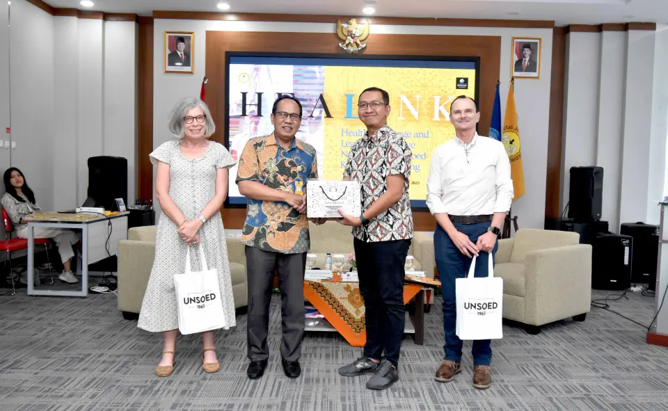 Guest Lecture HEALINK: Kolaborasi Internasional dalam Inisiatif Pertukaran dan Pembelajaran Kesehatan