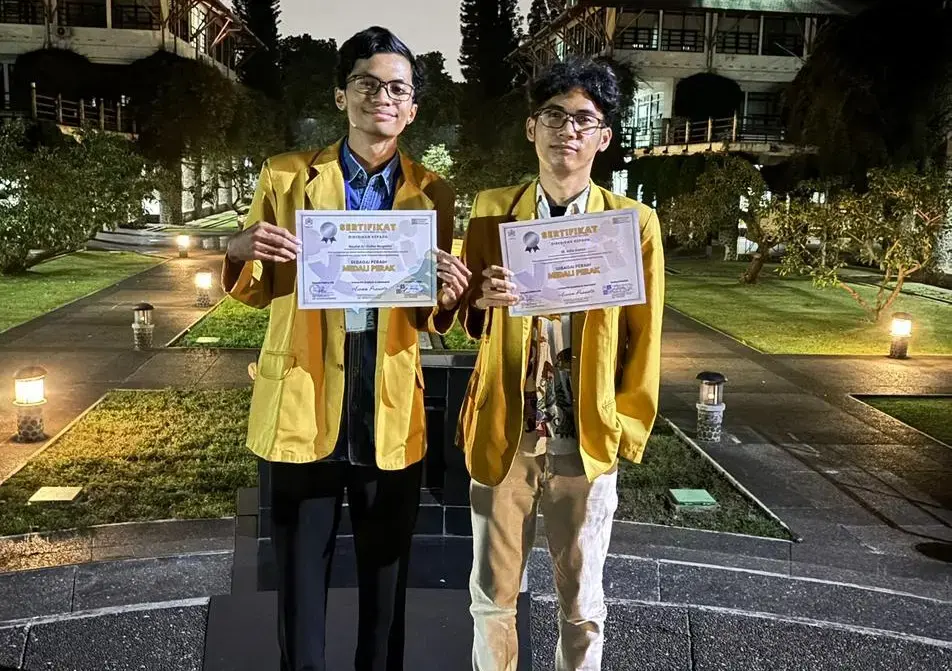 Dua Mahasiswa Matematika Unsoed Raih Medali Perak pada MaG-Day ITB 2026