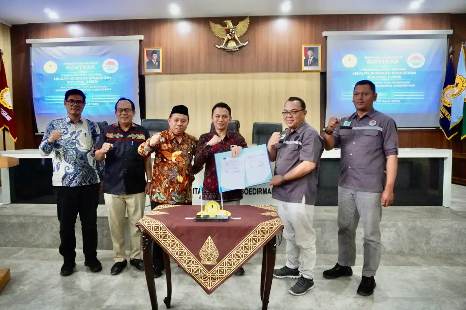 Perkuat Fasilitas Pendidikan, Unsoed Tandatangani Kontrak Pembangunan HSEB