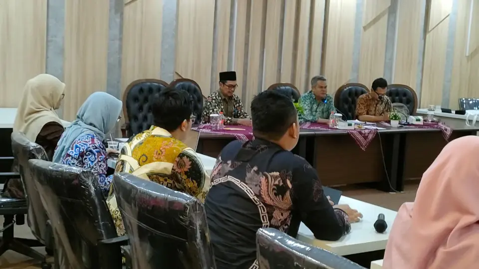Wujudkan EcoSociopreneurship untuk Daya Saing Global, FEB UNSOED Gelar Monev PKKM